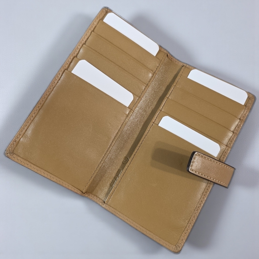 Coach Beige Leather Snap Wallet NWOT - Picture 3 of 6